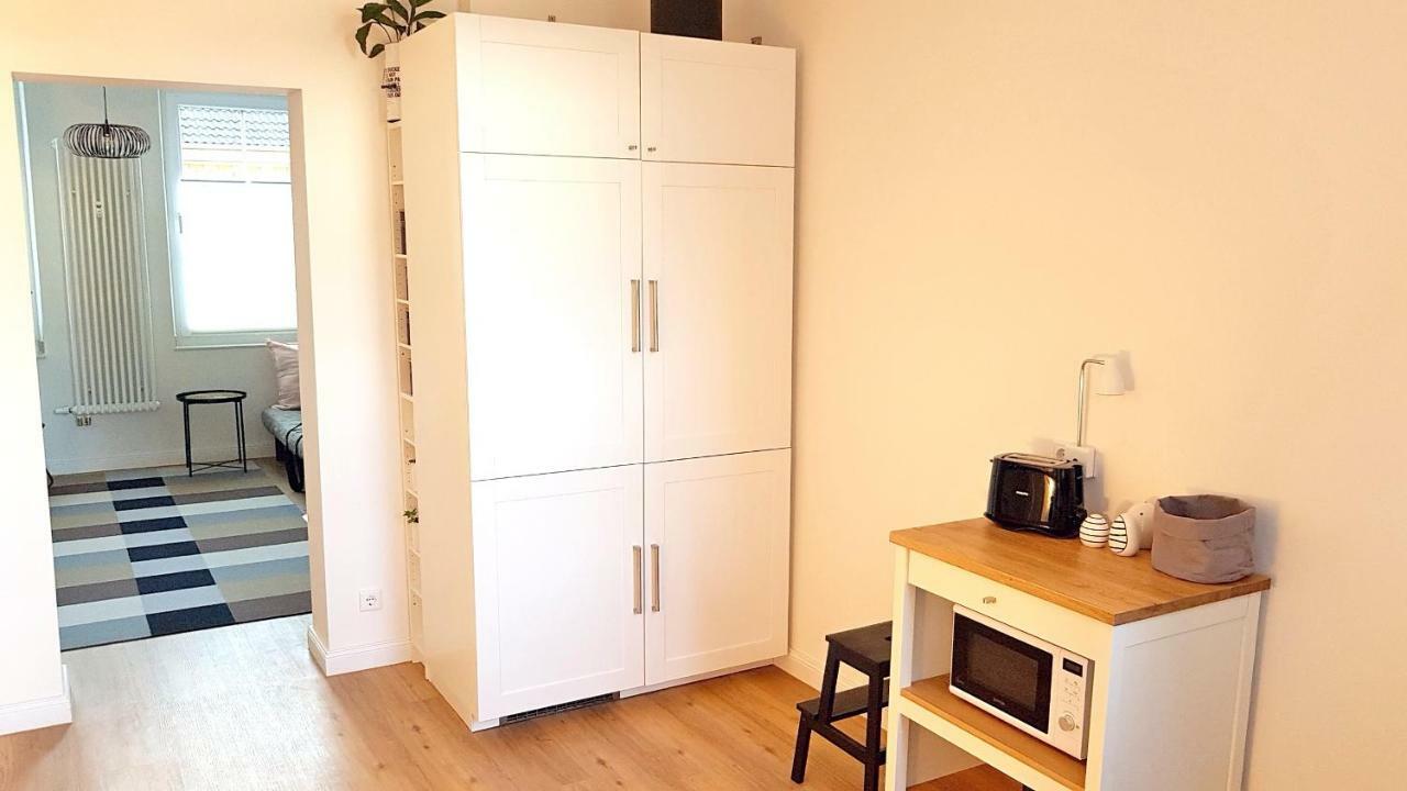 Ferienwohnung City-Apartment Swifts クレーフェルト エクステリア 写真