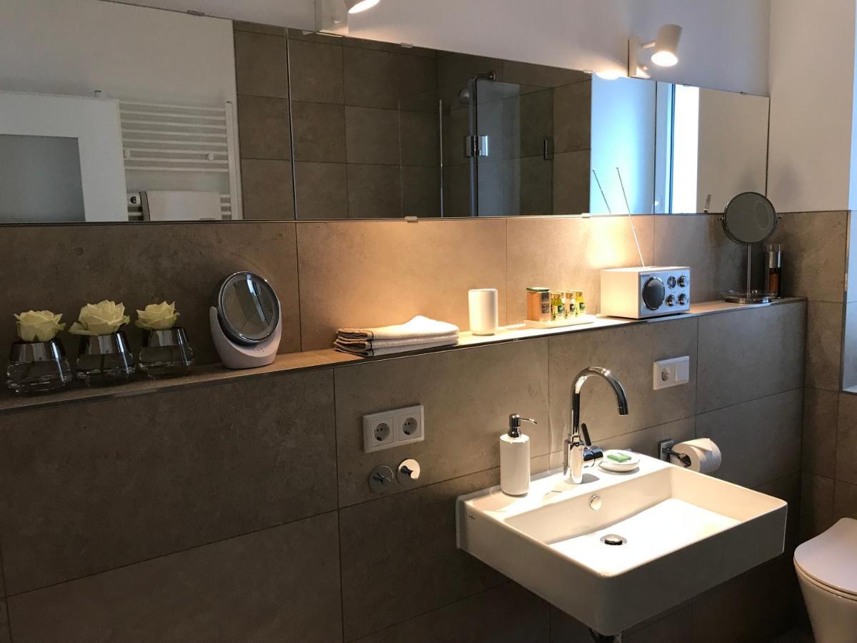 Ferienwohnung City-Apartment Swifts クレーフェルト エクステリア 写真